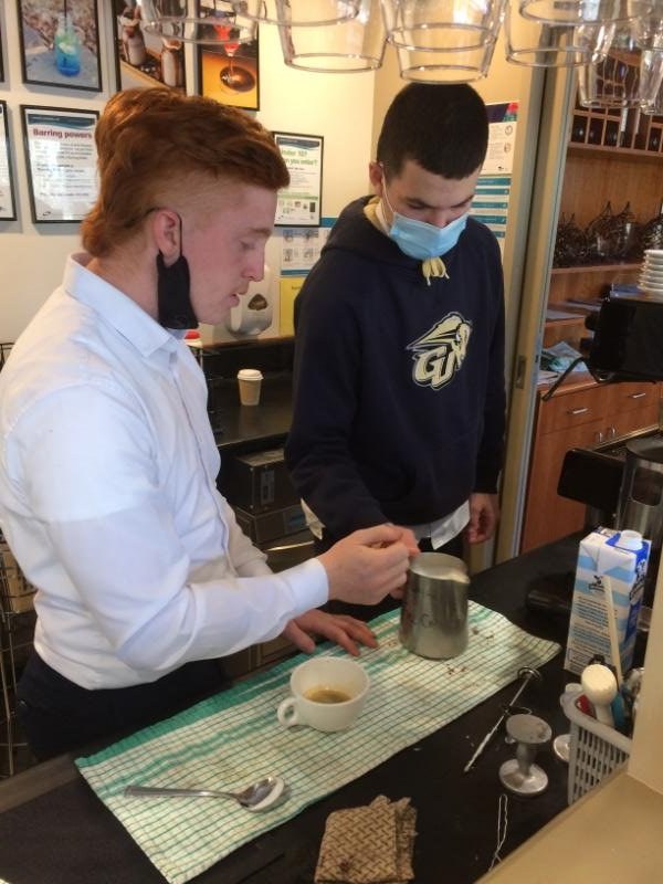 1634510620 brycemattstjohnsbaristacourseb