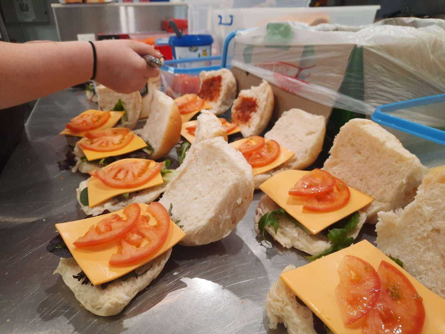 Cafe Program Burgers 2