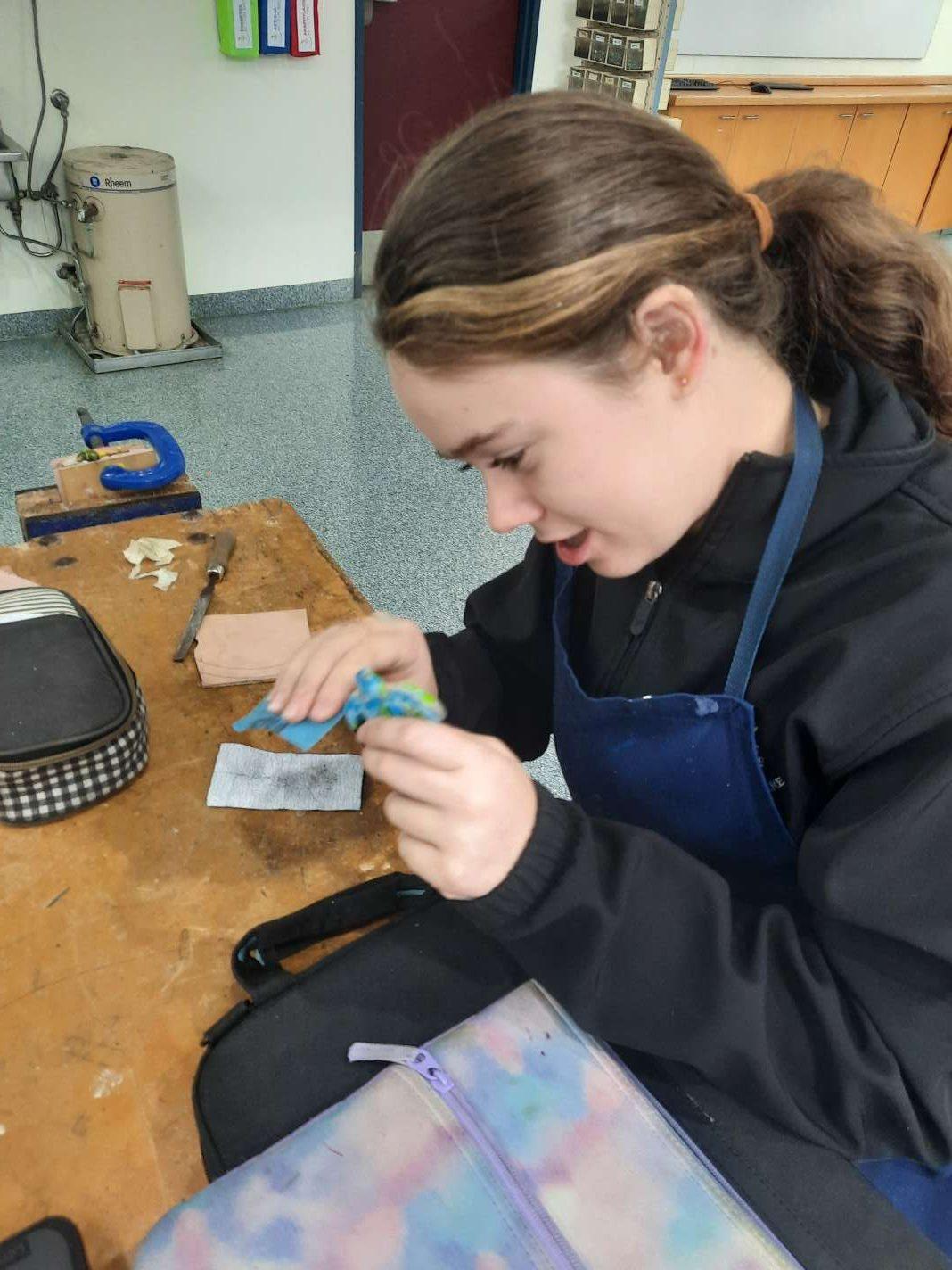 Making a Keyring by recycling plastic Amy